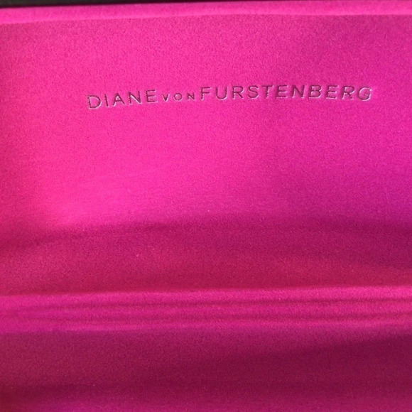 💰Diane von Furstenberg Large Hard Shell Glasses Case EUC - Picture 6 of 6
